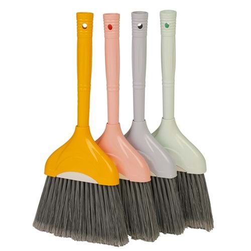 ÜÇTEM HS255 HÜNERLİ SÜPÜRGE ORTA *30*